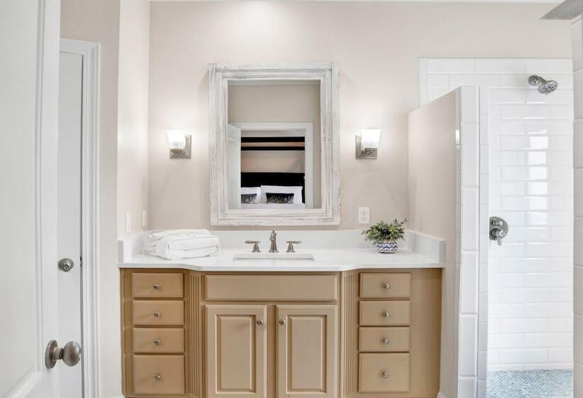 Regency Cabanas D2   3b Townhome