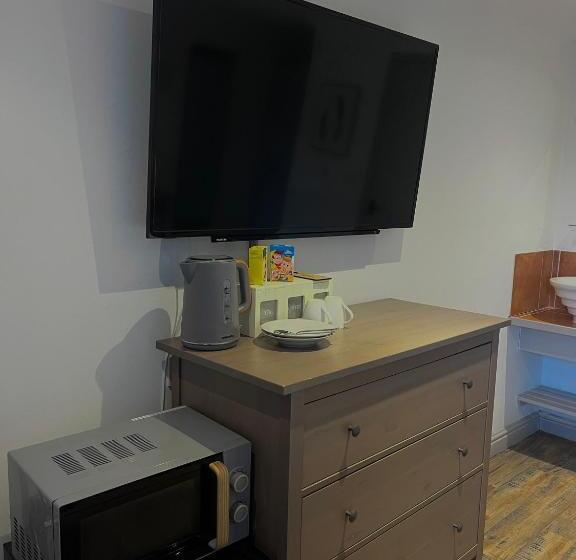 ユースホステル Pine, Country Chalet Located In Pegsdon