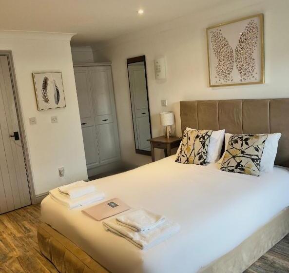 ユースホステル Pine, Country Chalet Located In Pegsdon