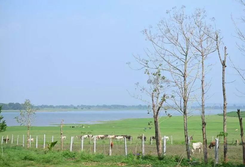 Aamiaismajoitus (B&B) Fireflies Kabini