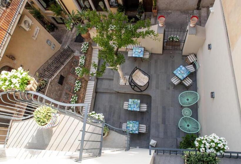 مبيت وإفطار Villa D Orville Luxury Suites Taormina