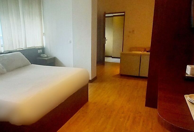 Hotel Aruni Ancol