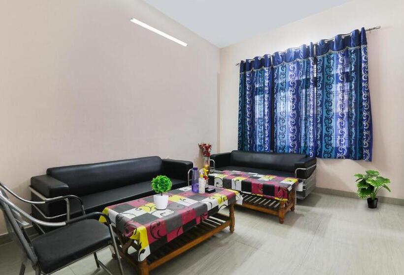 ホテル Capital O Upwan Inn