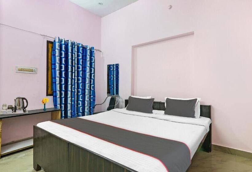 ホテル Capital O Upwan Inn