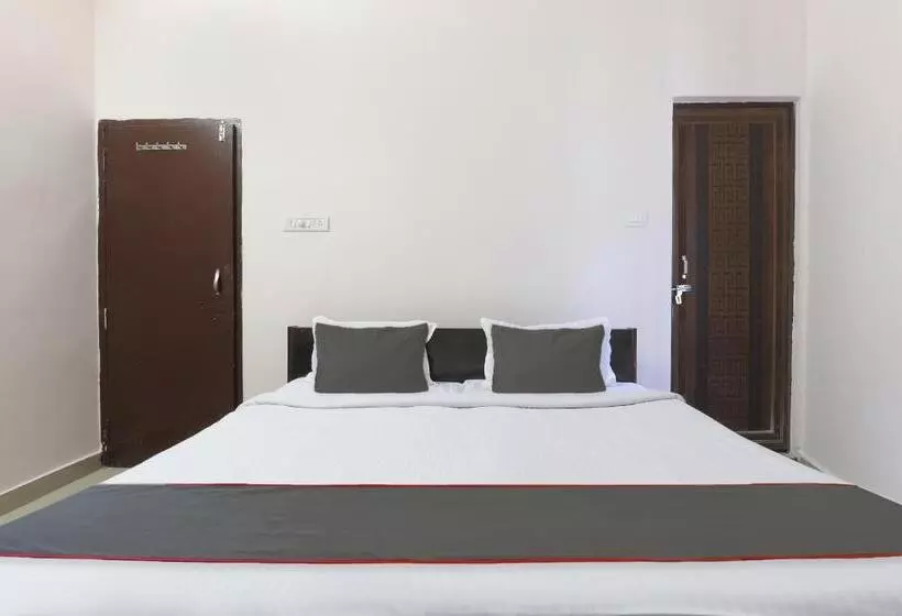 هتل Capital O Upwan Inn