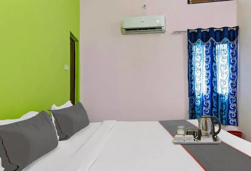 Hotelli Capital O Upwan Inn