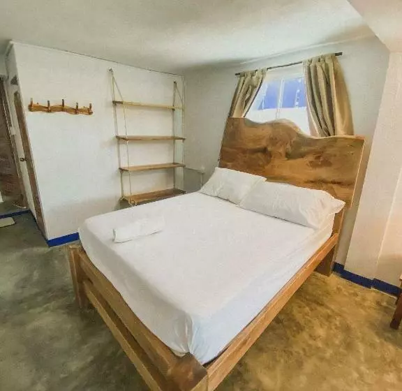 ホテル Mamallena Beachside Rincon Del Mar