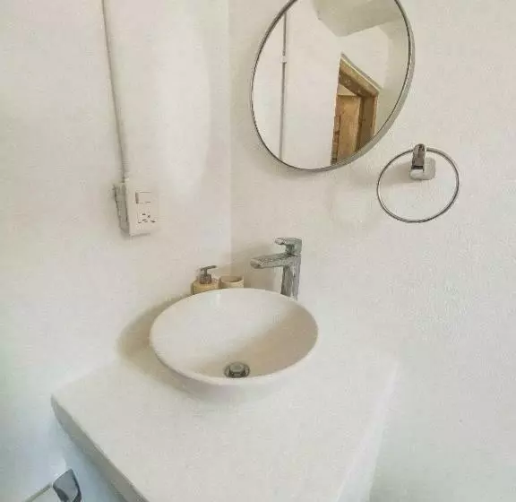 ホテル Mamallena Beachside Rincon Del Mar