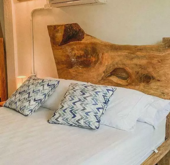 ホテル Mamallena Beachside Rincon Del Mar