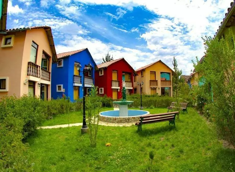 هتل Mi Pueblito Lodge
