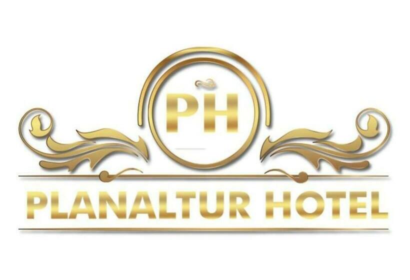 هتل Planaltur