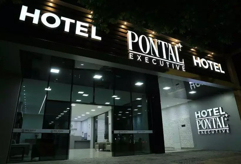 ホテル Pontal Executive