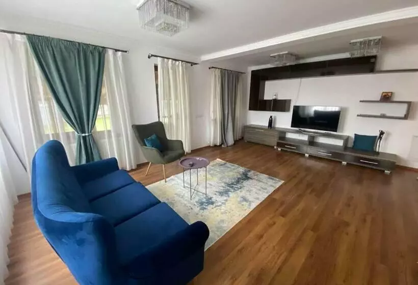 ペンション Callia Residence