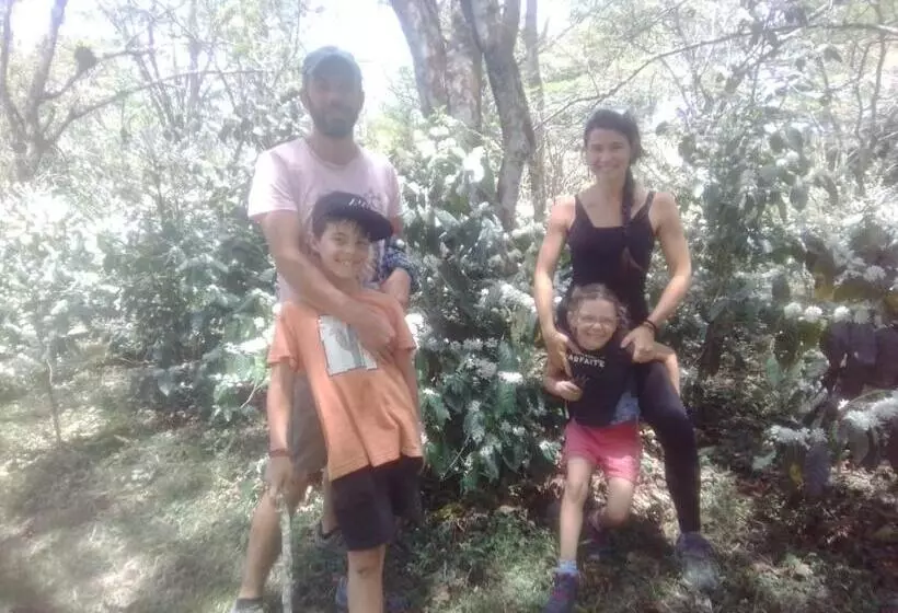 هاستل Finca Fuente De Vida