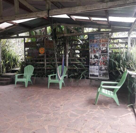 هاستل Finca Fuente De Vida