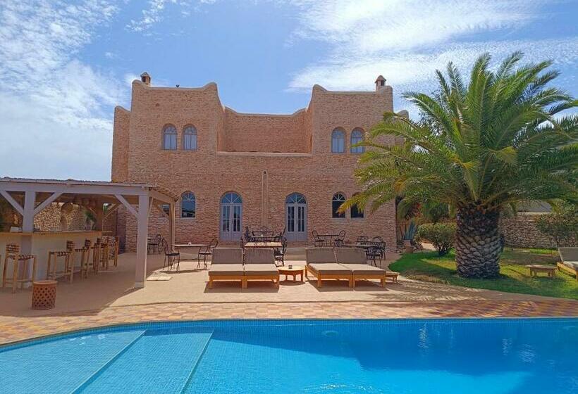 مبيت وإفطار Villa Maya