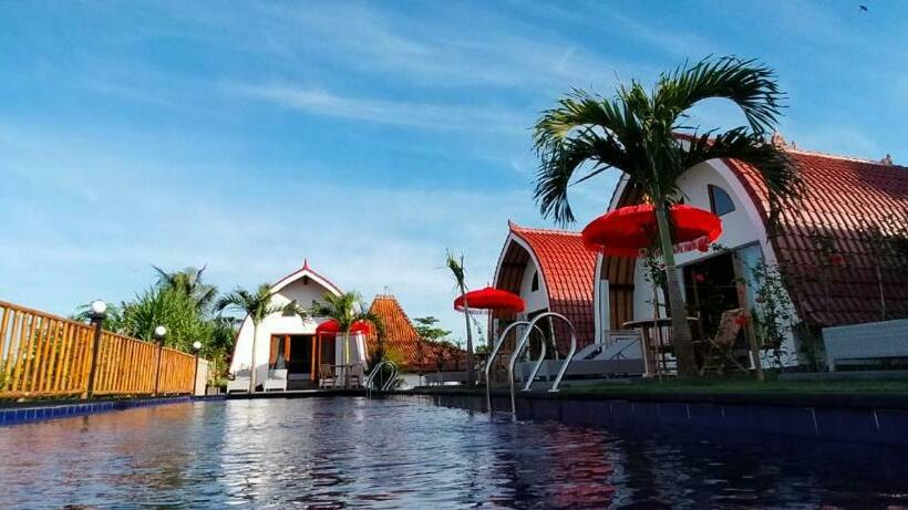 פנסיון Pearl Villas Balian Beach