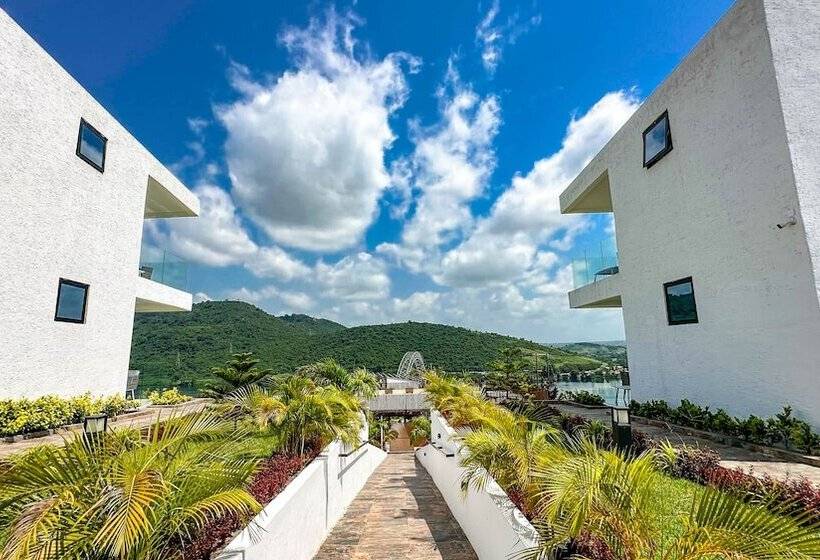 فندق Bridgeview Resort