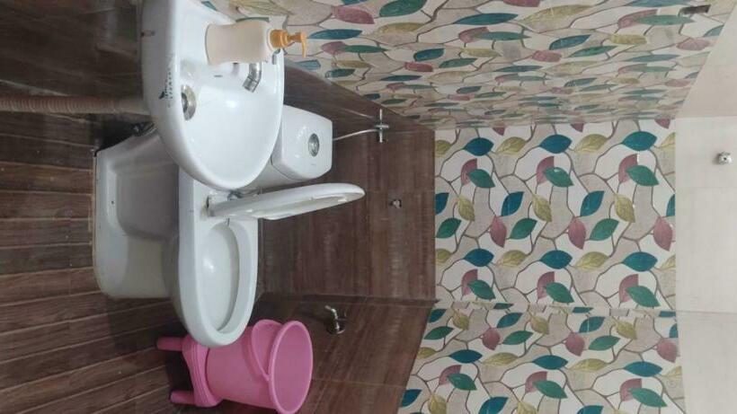 酒店 Collection O 88420 Kesari