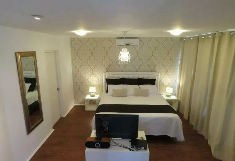 Hotelli Suites De Mar