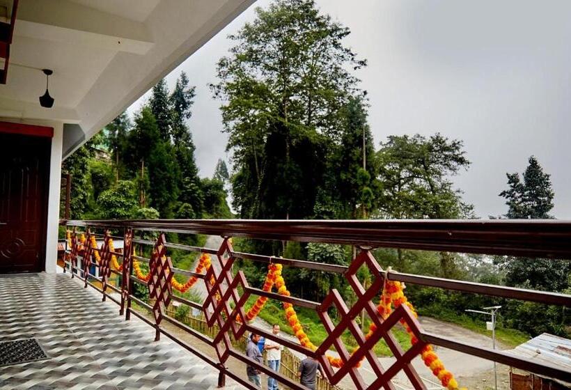 בית מלון כפרי Flagship Bonelli Resort