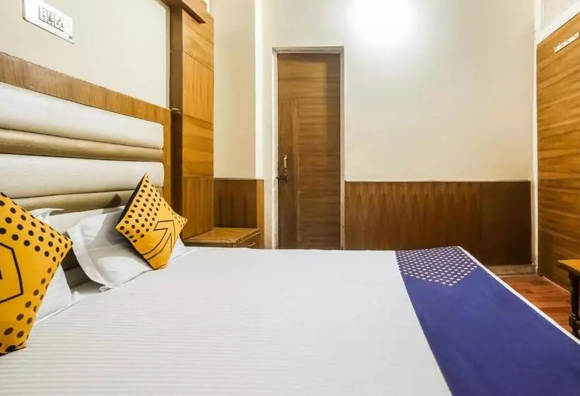 Hotelli Flagship Bonelli Resort