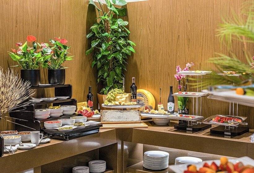 هتل Lia! By Minyoun Stars Of Ulugbek