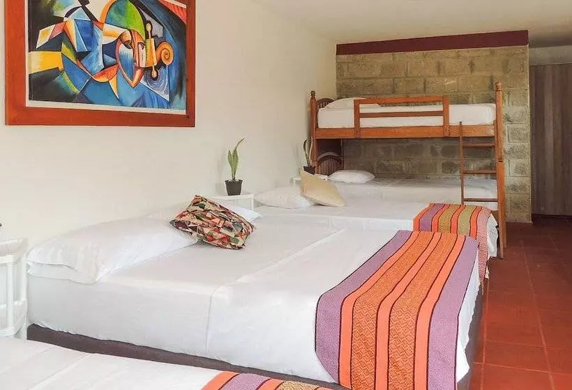 Hotelli Portoazul Casa De Playa