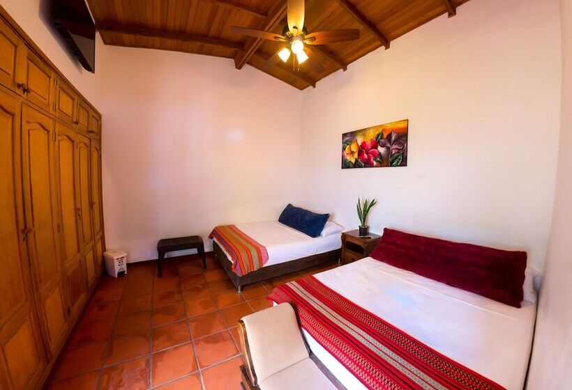 Hotel Portoazul Casa De Playa