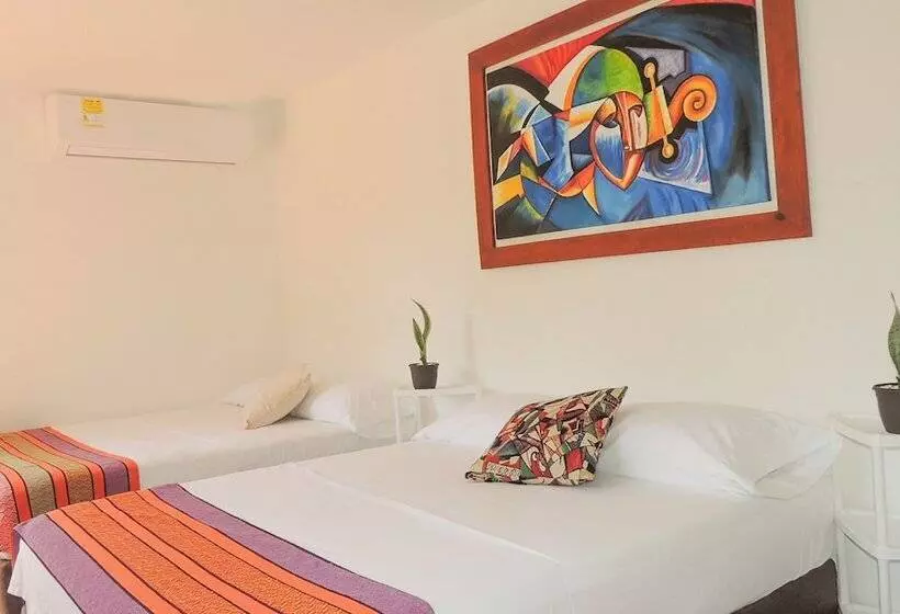 Hotelli Portoazul Casa De Playa