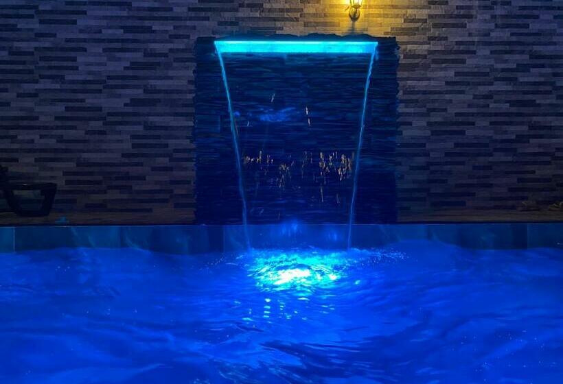 Hotel Suit Esmeralda