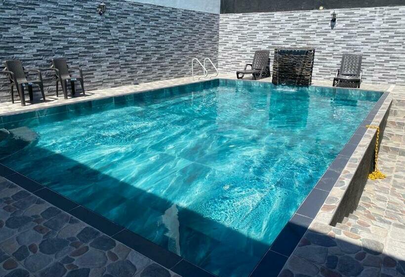 Hotel Suit Esmeralda