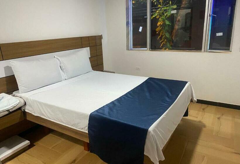 Hotel Suit Esmeralda