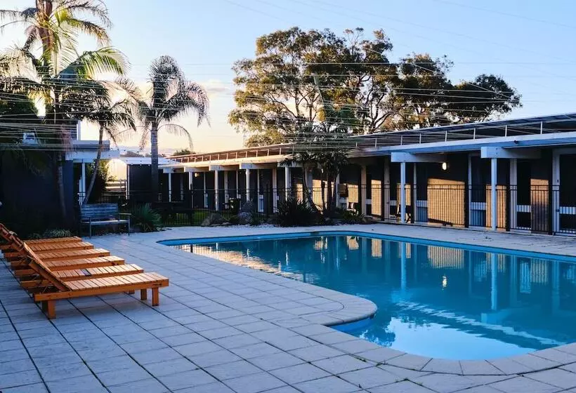 Mallacoota Hotel Motel