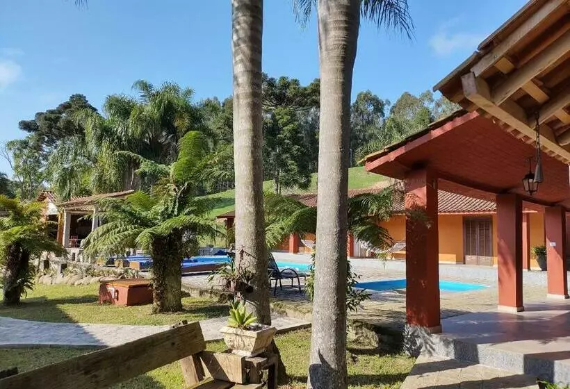 پانسیون Pousada Parador Santa Branca