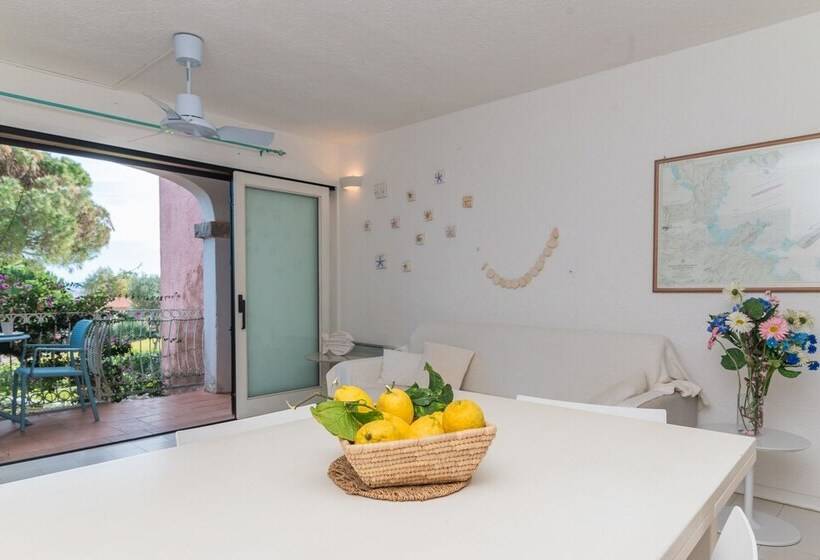 Piazzetta Casa Paola 200m From The Sea