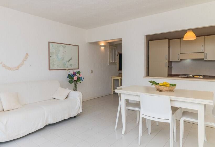 Piazzetta Casa Paola 200m From The Sea