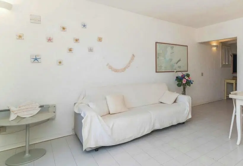 Piazzetta Casa Paola 200m From The Sea