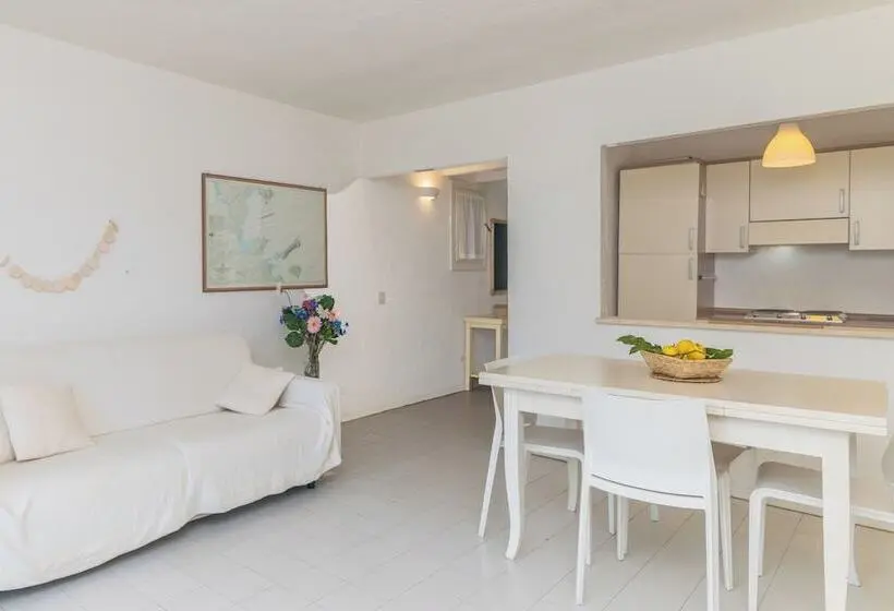 Piazzetta Casa Paola 200m From The Sea