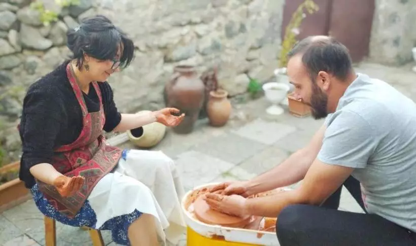 Majatalo Pottery House Sanahin