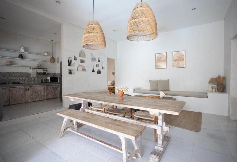 Общежитие Gypsy Moon Bali