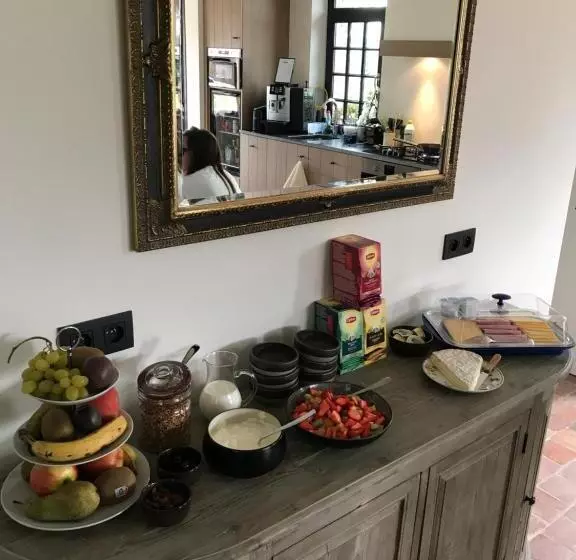 B&b A Laise