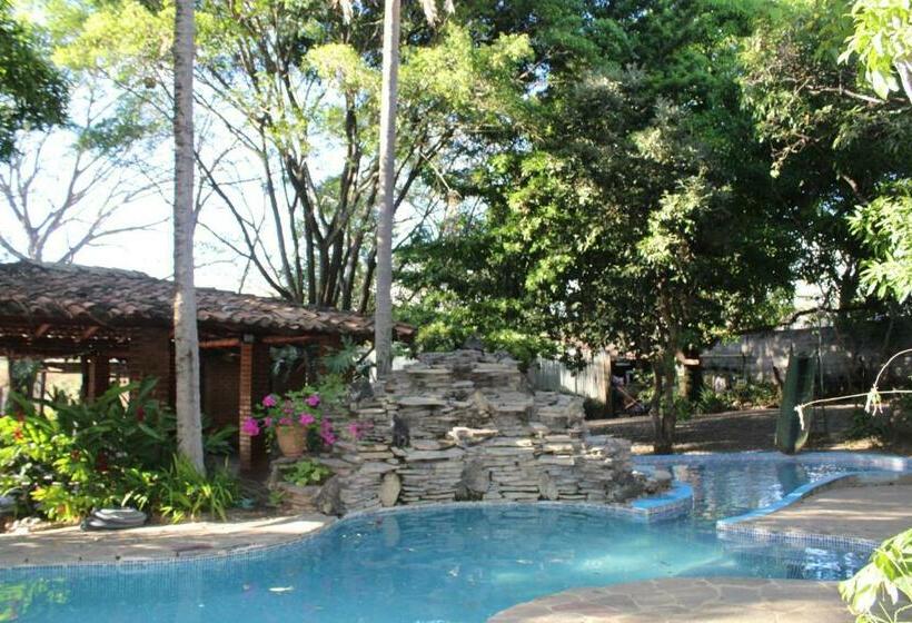 بنسيون Hostal El Carmen