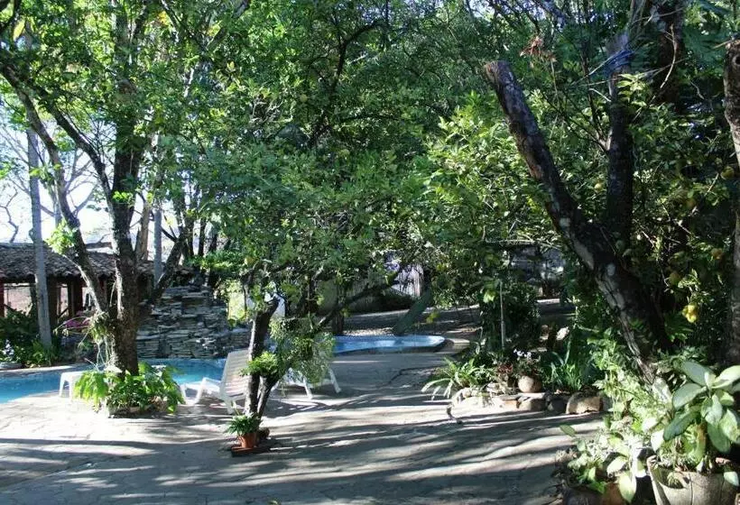 پانسیون Hostal El Carmen