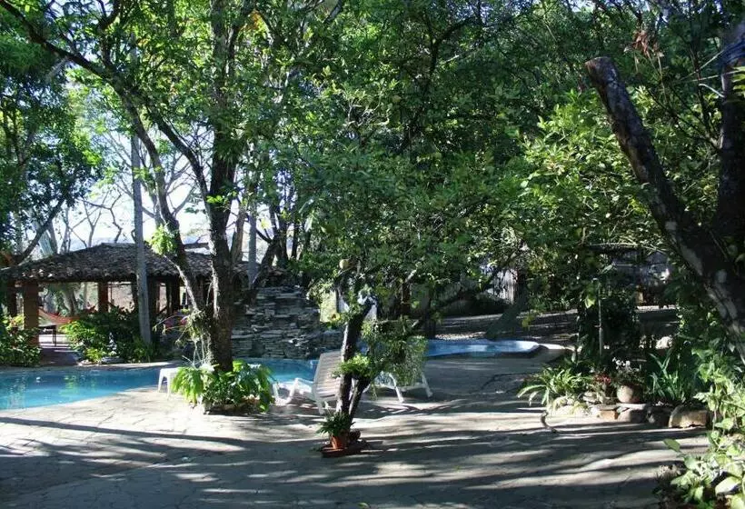 پانسیون Hostal El Carmen