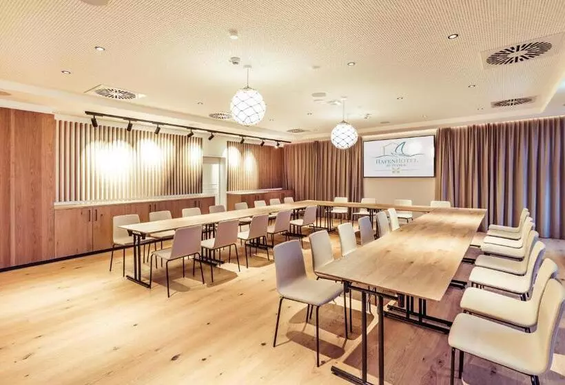 Hafenhotel Zu Putbus