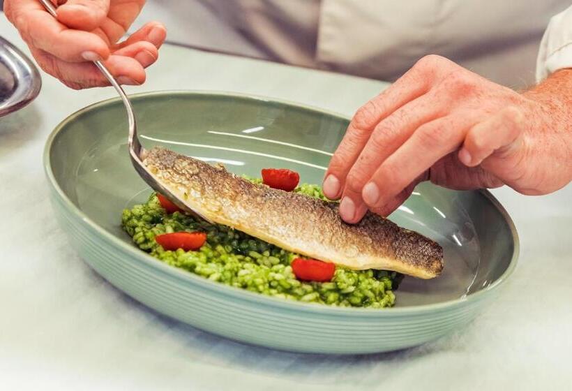 Hafenhotel Zu Putbus