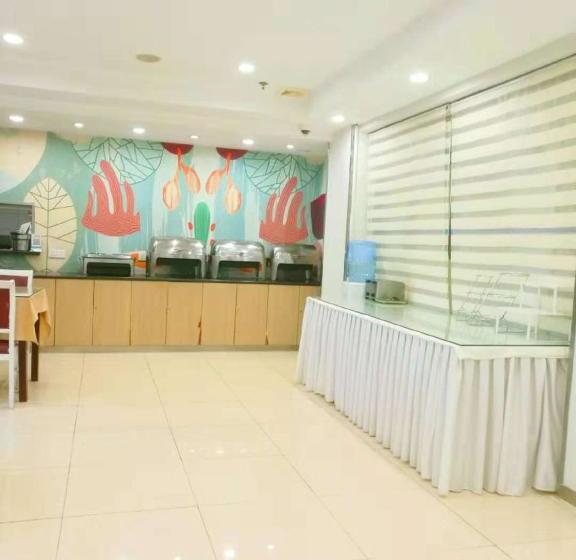 호텔 Hanting Express Shanghai Hongkou Football Stadium