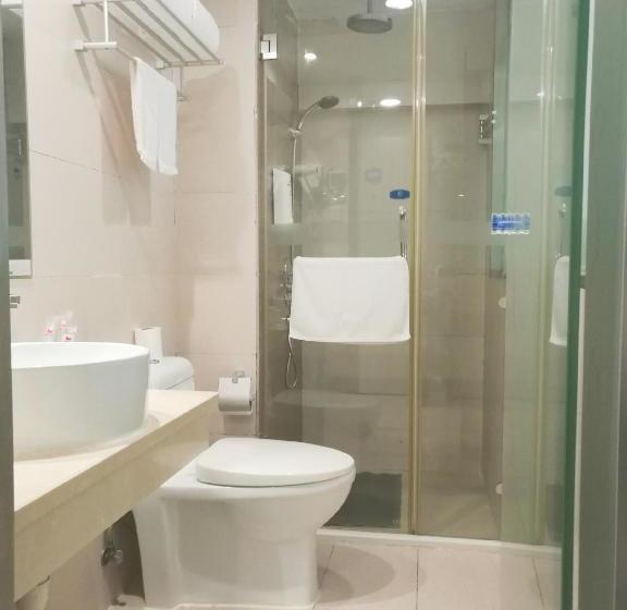 호텔 Hanting Express Shanghai Hongkou Football Stadium