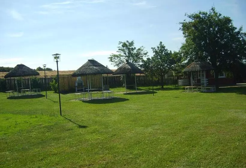 בית מלון כפרי Am Gothensee